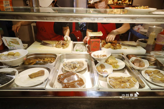 淡水美食黑店排骨飯『黑殿飯店』1971年創立淡水老店