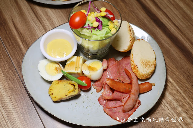 台中火車站周邊住宿『城中城飯店』知名必拍景點走路就會到