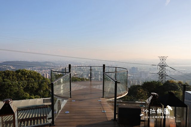 陽明山景觀餐廳『草山夜未眠』台北最美夜景，約會餐廳