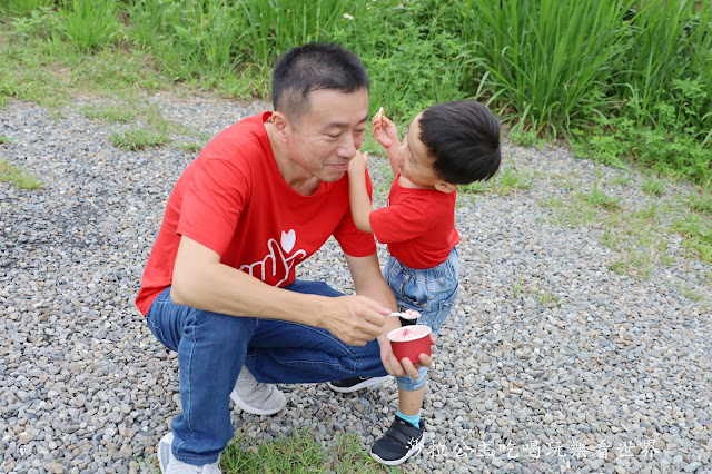 宜蘭員山景點『可達羊場』免門票.百元就可以餵羊.兔子.鴨子.親子景點