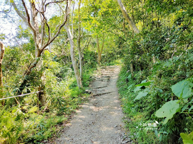 屏東景點『雙流國家森林遊樂區』跳溪石、雙流瀑布