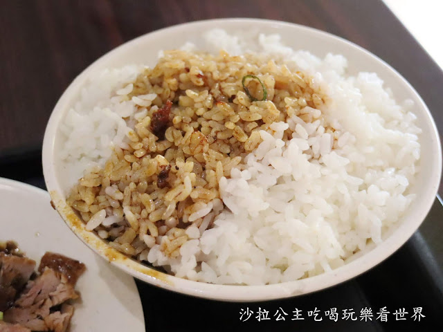 大同區美食『老牌張豬腳飯』延三夜市週邊美食/便當/排隊店/小吃