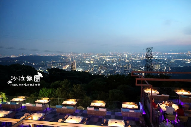 陽明山景觀餐廳『草山夜未眠』台北最美夜景，約會餐廳