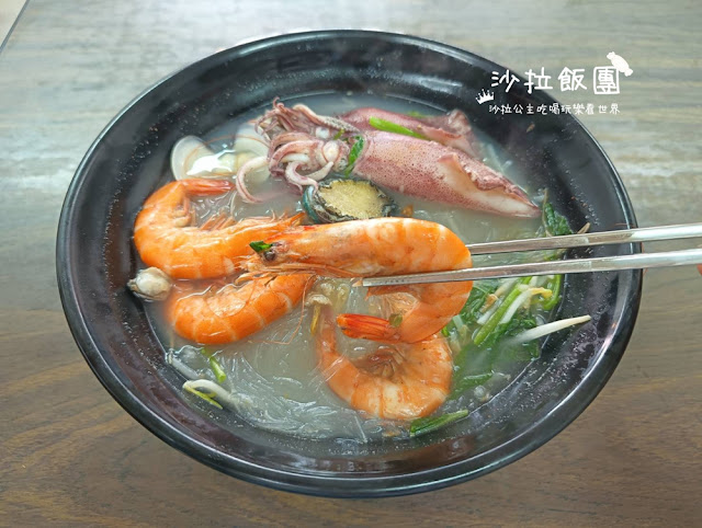 雙溪車站美食『新鮮煮』澎派海鮮麵、小卷、鮑魚