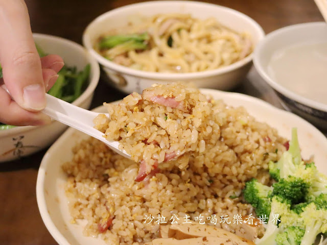 台北大同區『阿仁炒飯』大龍峒排隊人氣美食/小吃/炒飯/炒麵/熱炒