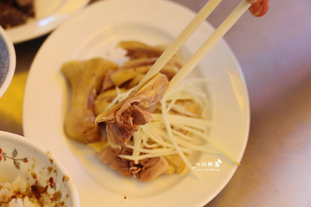 高雄鹽埕美食『鴨肉珍』65年老店，米其林必比登推薦