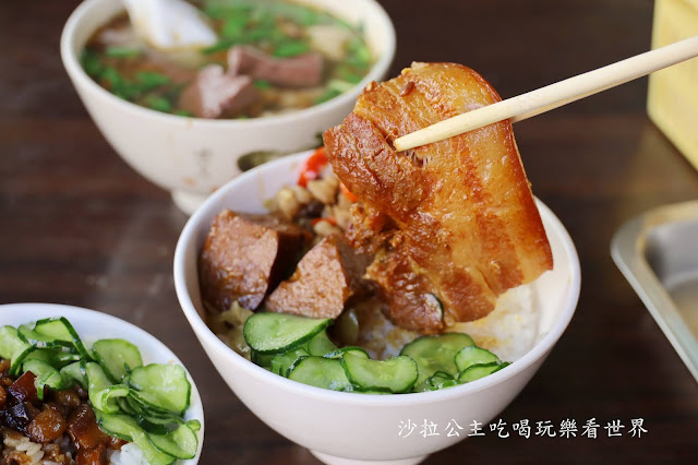 萬華美食『一甲子餐飲祖師廟焢肉飯』2020米其林必比登推薦排隊人氣店刈包.麻豆碗粿