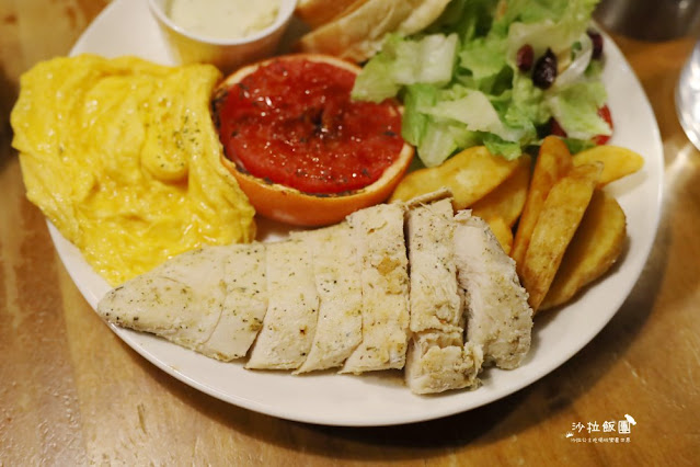 士林美食『老倉庫』天母早午餐、義大利麵、飲料無限供應、芝山捷運站