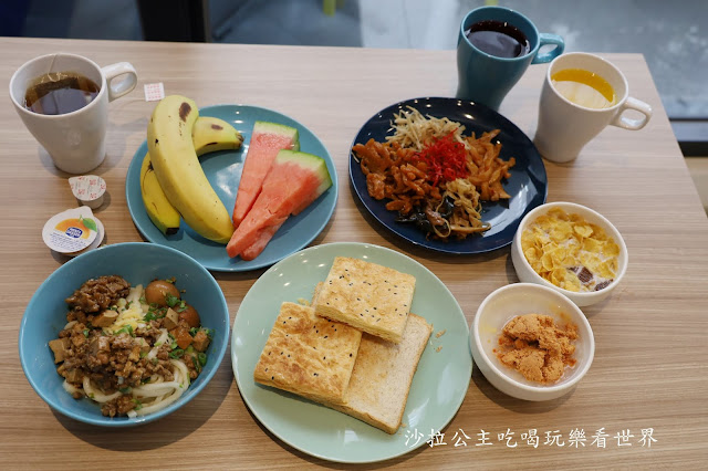 台中逢甲夜市住宿『智選假日酒店』商務.平價.附早餐.停車場