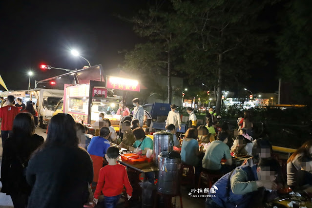 週六限定：冬山夜市，好多排隊美食，冬山車站門口