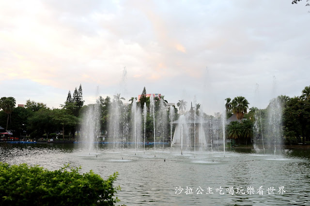 台中景點『台中公園』免門票/台灣首座百年公園/划船遊湖