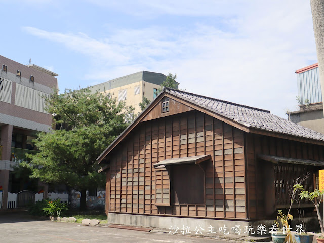 宜蘭頭城美食/人氣早餐店『頭城老街早餐店』頭城美食/老街彩繪牆