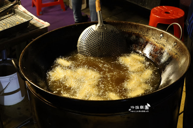 週六限定：冬山夜市，好多排隊美食，冬山車站門口