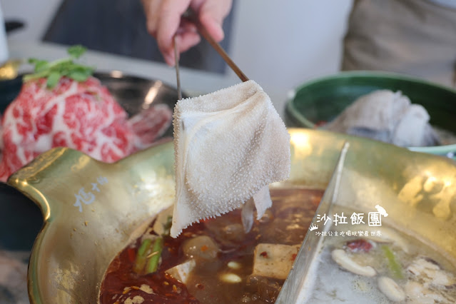 台北中山火鍋『九寨十鍋』四川麻辣火鍋，用餐不限時，有包廂