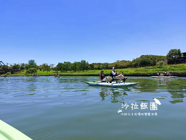 冬山景點波波草正美，療癒抹茶小丸子，電動小船遊舊河道