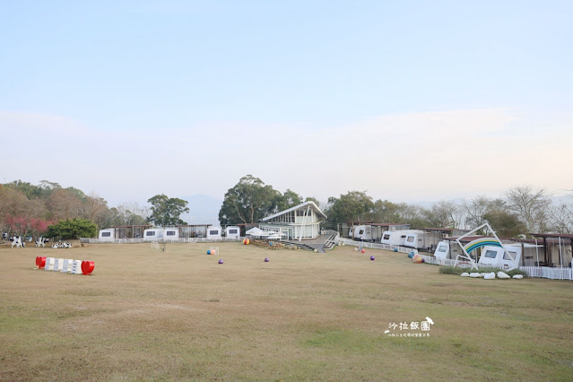 最新星空露營車『自然風情景觀渡假民宿』3000坪超大草坪小孩放電好地方