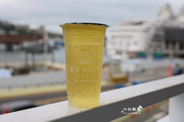 基隆飲料推薦『曾家純蔗糖基隆廟口店』體驗甘蔗自然香甜、基隆廟口夜市不一樣的手搖飲、外送飲料