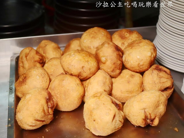 澎湖美食.澎湖早餐『北新橋牛雜湯』『香亭土魠魚羹』不一樣的早餐/文康街