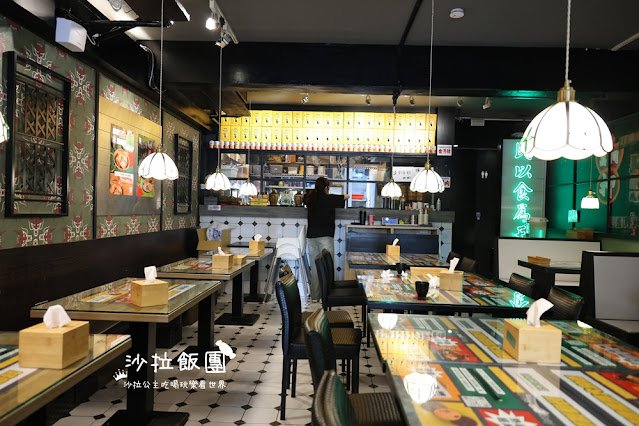 市政府站美食『玖龍冰室香港茶餐廳』菠蘿油、港式奶茶，午餐有套餐可以點