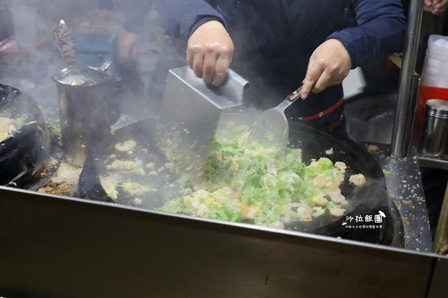 週六限定：冬山夜市，好多排隊美食，冬山車站門口