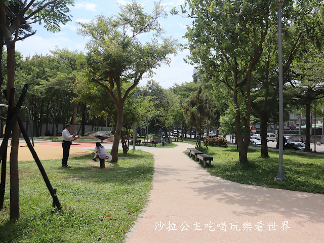 新竹景點/共融公園/北台灣最大沙坑『新竹公園』特色公園/溜滑梯/盪鞦韆/新竹孔廟旁