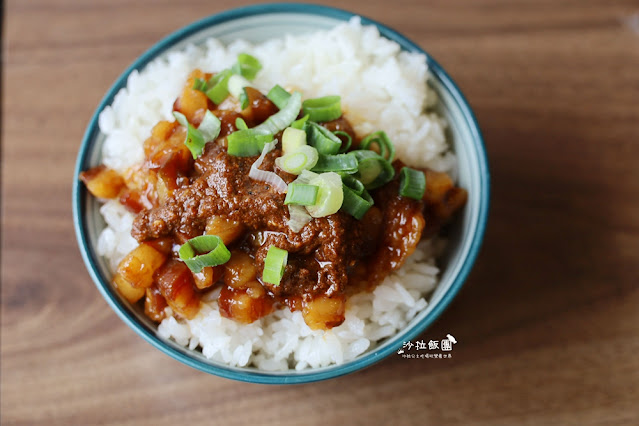 『雲鼎阿二麻辣食堂』麻辣滷肉飯才是靈魂，一個人也可以吃麻辣鍋