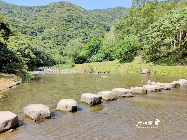 屏東景點『雙流國家森林遊樂區』跳溪石、雙流瀑布