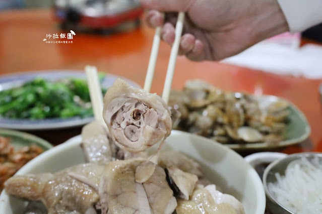 竹子湖美食『山園野菜餐廳』森林系土雞城、內用地瓜湯、米粉湯吃到飽