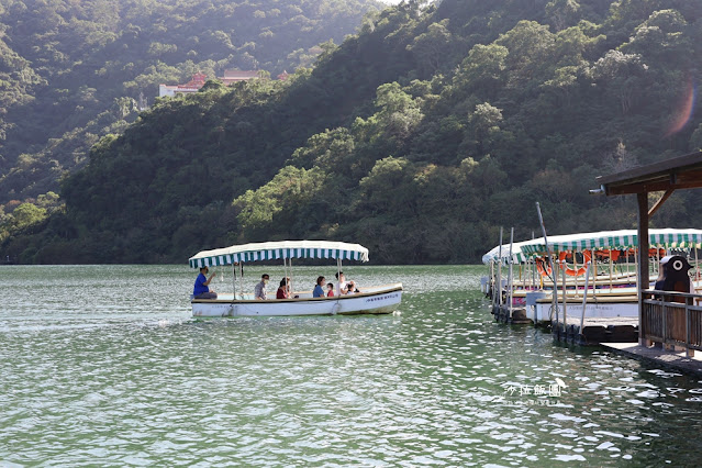 宜蘭【梅花湖風景區】腳踏車、搭船環湖、餵魚，免費親子景點