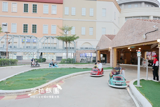 高雄親子住宿『華園大飯店草衙館』鈴鹿賽道樂園、SKM Park走路一分鐘