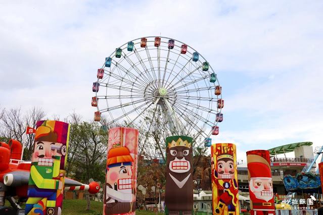 台北士林景點『兒童新樂園』海盜船、摩天輪，買券13項大型遊具玩到飽