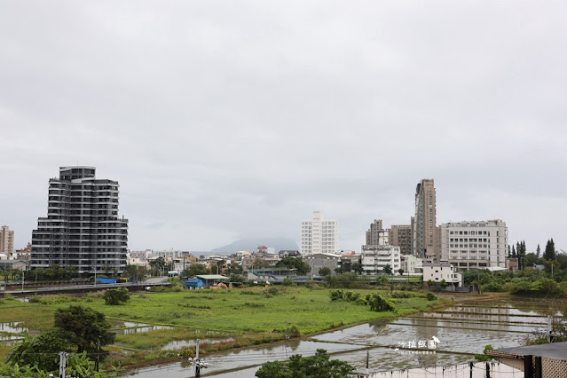 頭城住宿推薦『朗居文旅』四人房一人平均750元含早餐，超划算