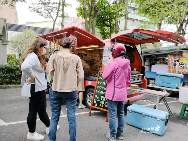 五股工業區平日上班時段才有的餐車市集，路過不要錯過一天只賣2小時