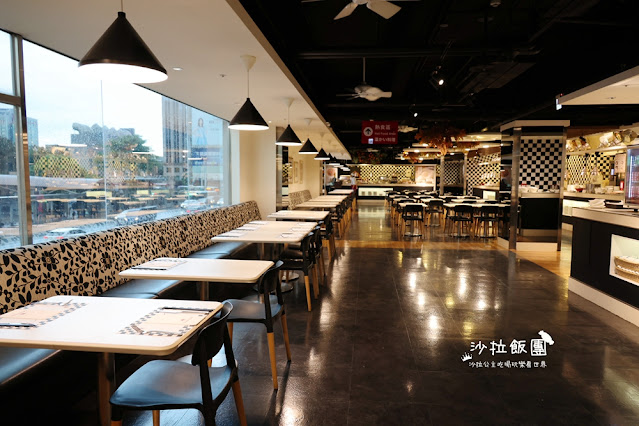 台北車站吃到飽『台北凱撒大飯店Checkers自助餐廳』威靈頓牛排、紅白酒、啤酒喝到飽