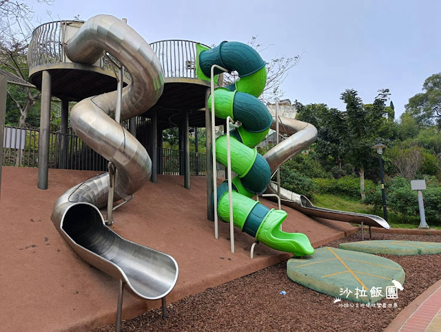 鶯歌景點『鶯歌永吉公園』炮仗花、3D步道、迴旋溜滑梯特色公園