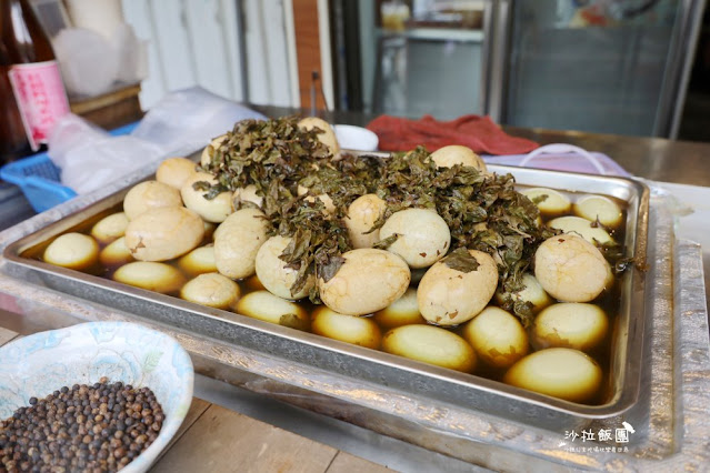 石碇美食小吃『藏金蛋』半熟蛋黃好邪惡