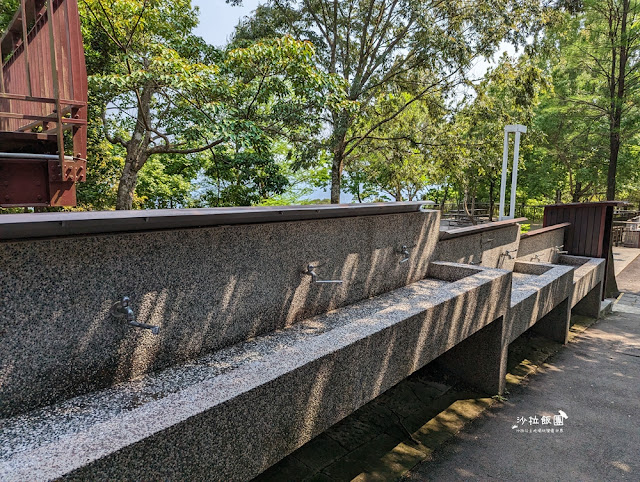 漫步雲端S型空中步道『碧山巖露營場』內湖約會景點，視野超棒