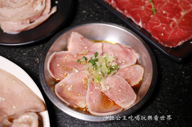 中和吃到飽燒烤『燒惑日式炭火燒肉店(中和店)』壽星6折.+1元生蠔吃到飽.捷運景安站