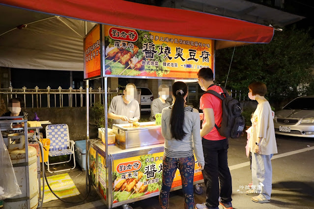 週六限定：冬山夜市，好多排隊美食，冬山車站門口