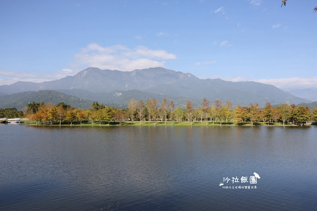 花蓮星巴克理想門市，童話小鎮夢幻咖啡莊園