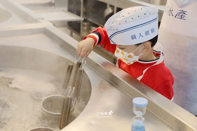 宜蘭景點觀光工廠『溪和水產觀光工廠』職人體驗、親子必遊、水產市集、雨天備案