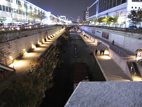 韓國之旅第一天---清溪川→東大門綜合市場