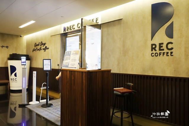 台中咖啡『REC COFFE旗艦店』點一杯咖啡就可以享有26樓高空景觀咖啡廳