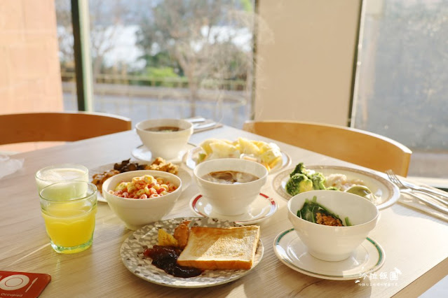 桃園親子飯店『福華石門水庫渡假飯店』峇里島風格游泳池、球池溜滑梯、電動車