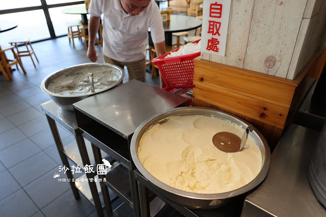 苗栗頭份美食『老皮牛肉麵頭份尚順店』豆花、豆漿吃到飽