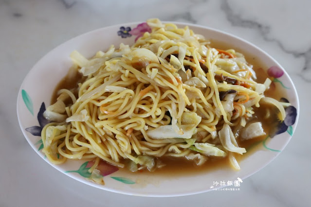 淡水美食『大胖活海產』漁人碼頭人氣美食、浪漫玻璃屋、海景餐廳