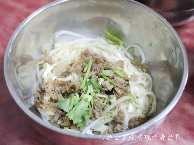 大龍峒大龍夜市美食/宵夜/小吃『台南担仔麵』捷運圓山站