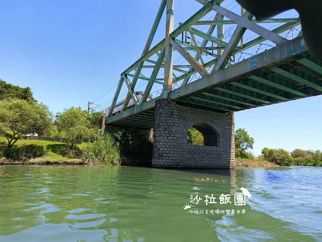 冬山景點波波草正美，療癒抹茶小丸子，電動小船遊舊河道