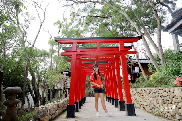 苗栗苑裡景點『綠意山莊』150元拍到翻、哈比村、粉紅城堡、露營、小木屋