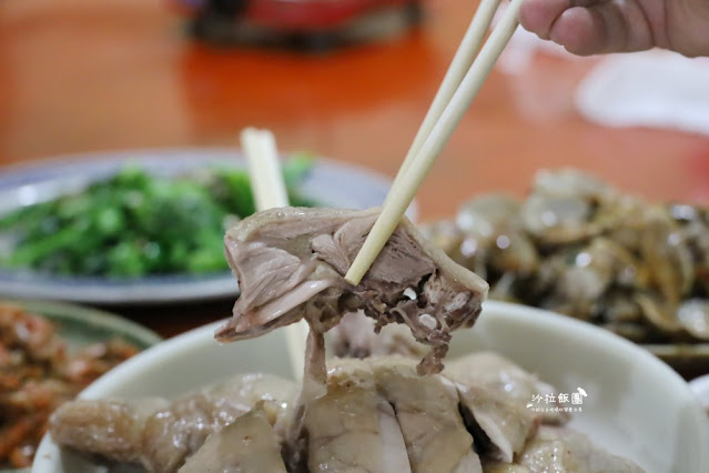 竹子湖美食『山園野菜餐廳』森林系土雞城、內用地瓜湯、米粉湯吃到飽